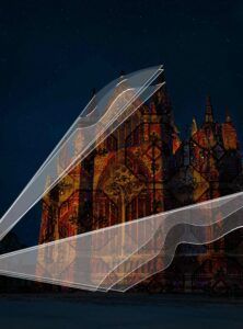 Europe Évènement - Photo mapping volumétrique d'une cathédrale avec projection vidéo de formes géométriques dessus et faisceaux lasers blancs